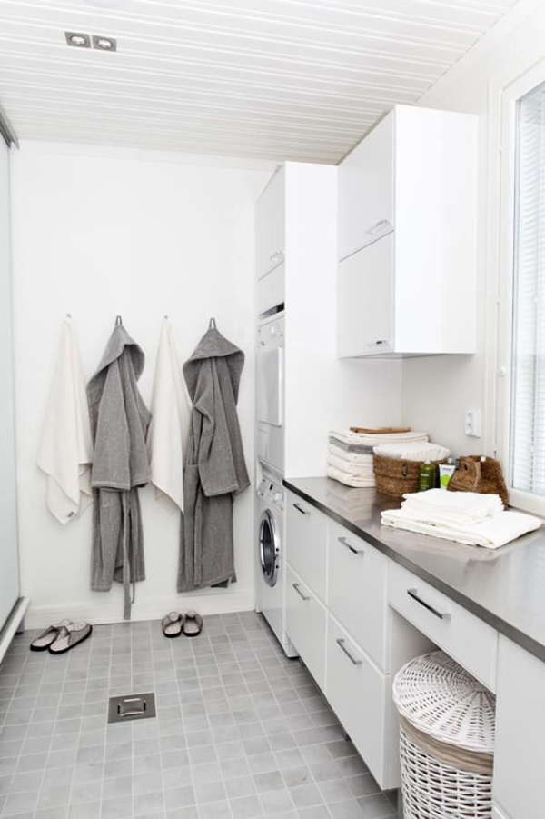 Small-laundry-room-with-bathroom