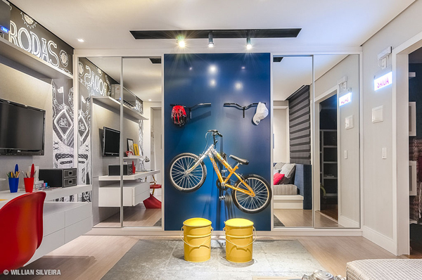 Creative Boys Bedroom With Bicycle Themes
