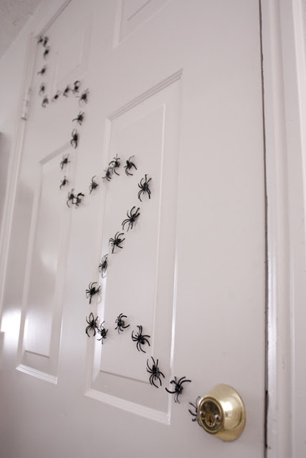 20 Easy DIY Halloween Decor in Just A Few Minutes