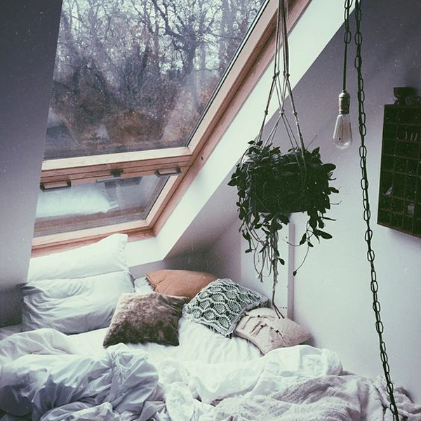 10 Cozy Rooms for Cold and Rainy Days