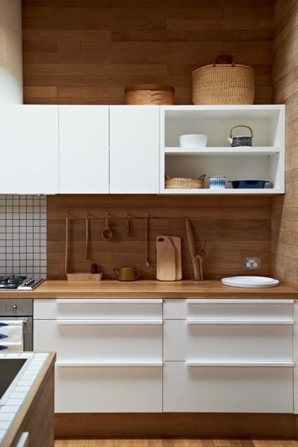 20 Wood Kitchen Backsplashes with Modern Touches