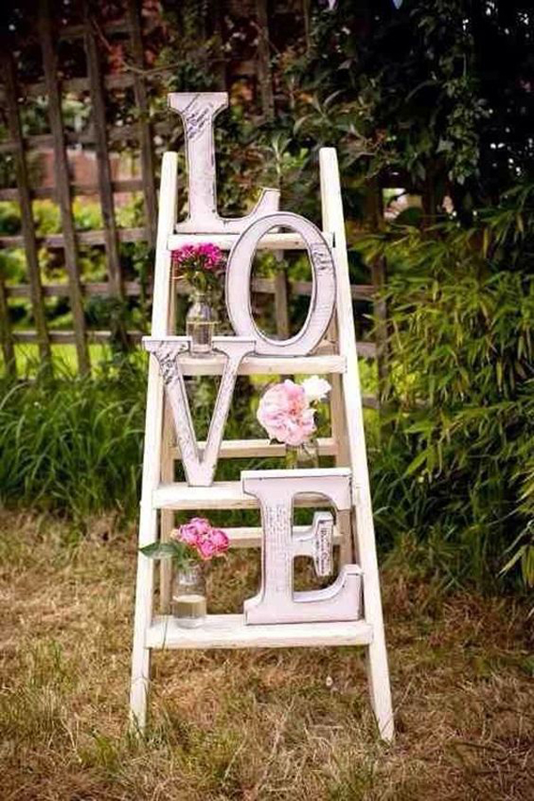 27 Most Romantic Outdoor Valentine Decor To Warm Your Relationship