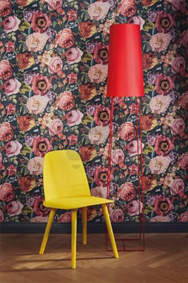 beautiful-floral-wallpaper-with-reading-nook