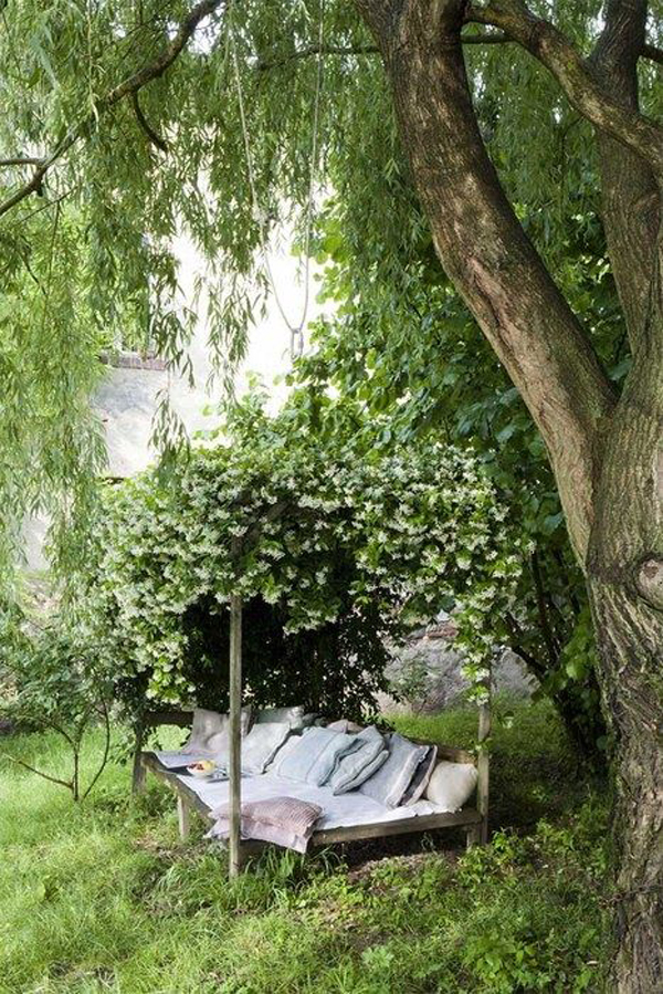 secret-garden-ideas-with-benches
