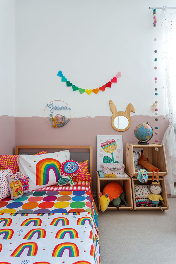 vintage-rainbow-bedroom-with-diy-shelves
