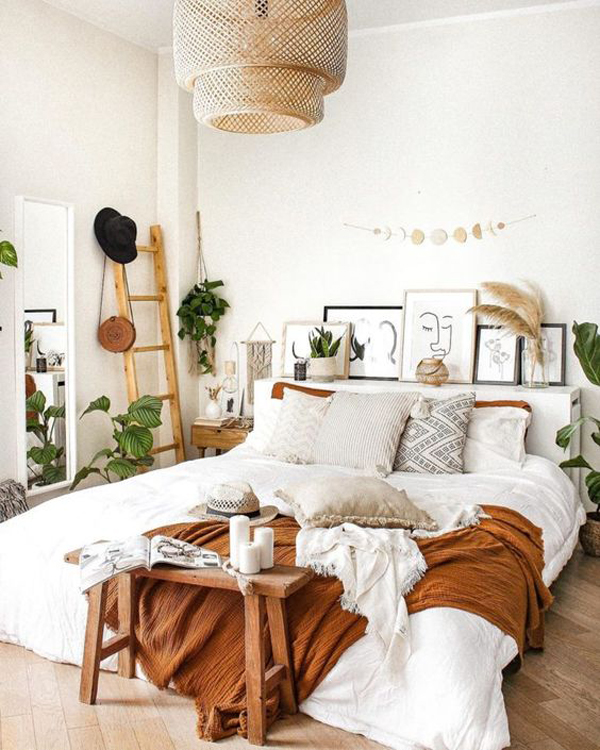 cozy-bohemian-bedroom-with-frame-headboards