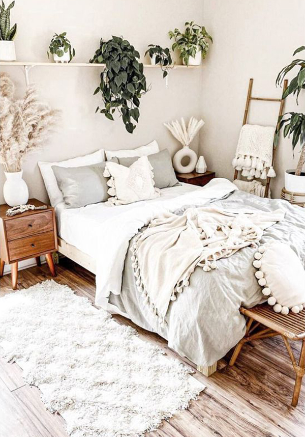 stylish-white-bohemian-bedroom-decor