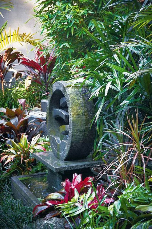 bali-style-garden-with-water-features