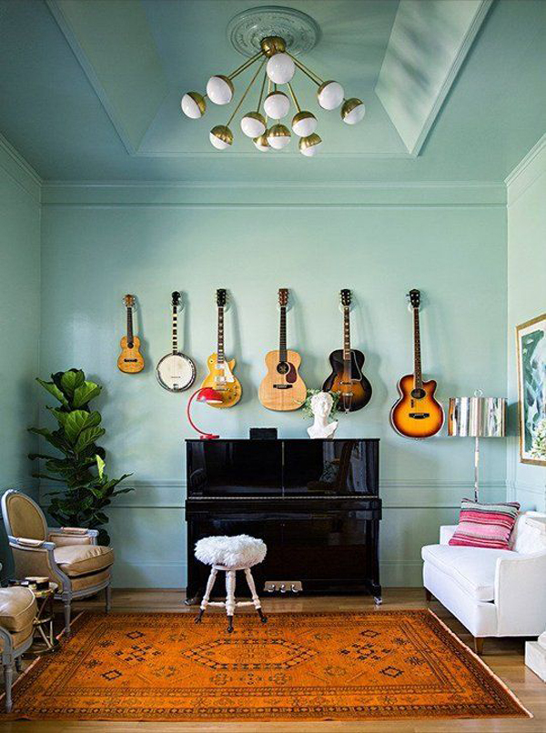 best-diy-guitar-display-wall-with-size-combination