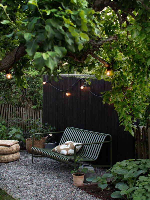 modern-outdoor-patios-with-jungle-decor