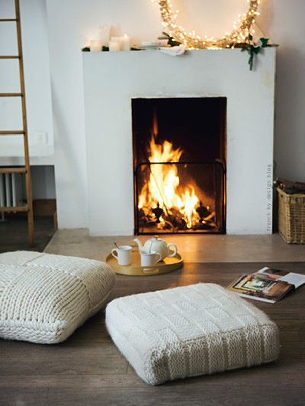 modern-romantic-fireplace-with-beanbags