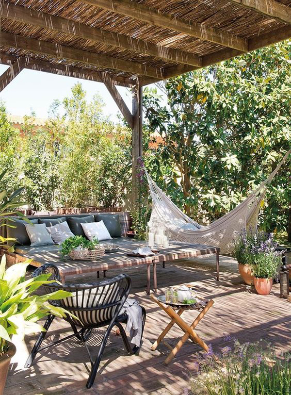 boho-chic-outdoor-retreat-with-hammock