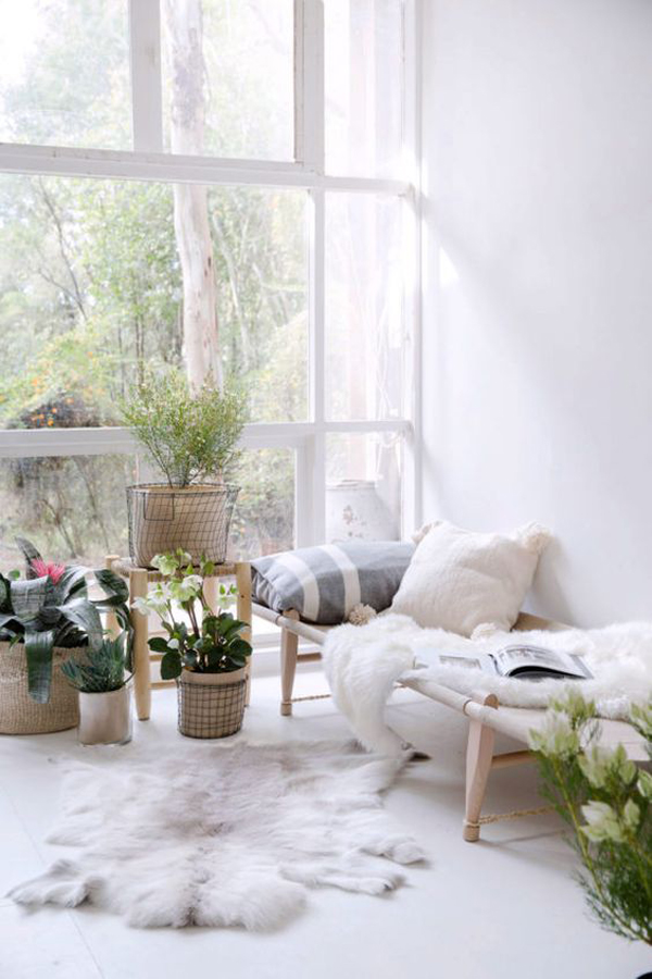 cozy-sunroom-with-reading-nook