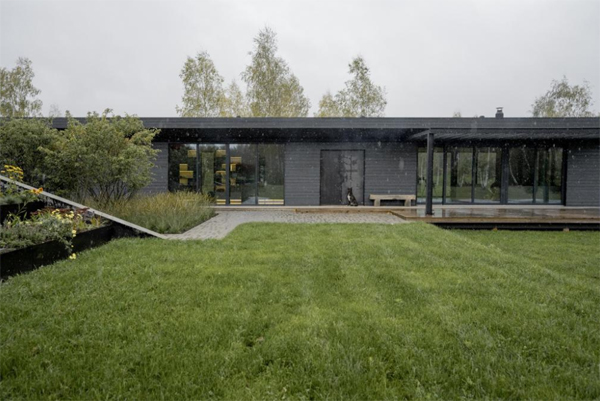 outdoor-pavilion-house-with-rural-landscapes