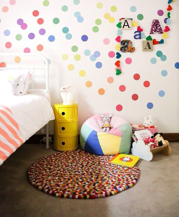 rainbow-polka-dot-wall-decor