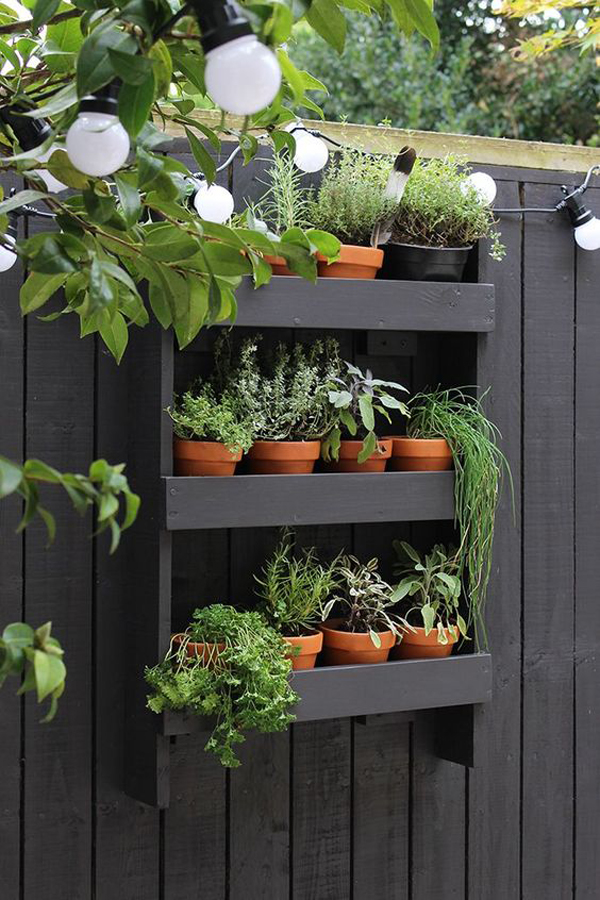 small-modern-vertical-garden-ideas