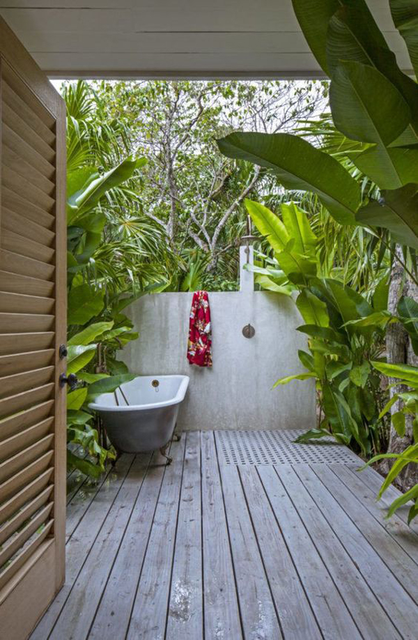 tropical-outdoor-bathroom-and-tub-ideas
