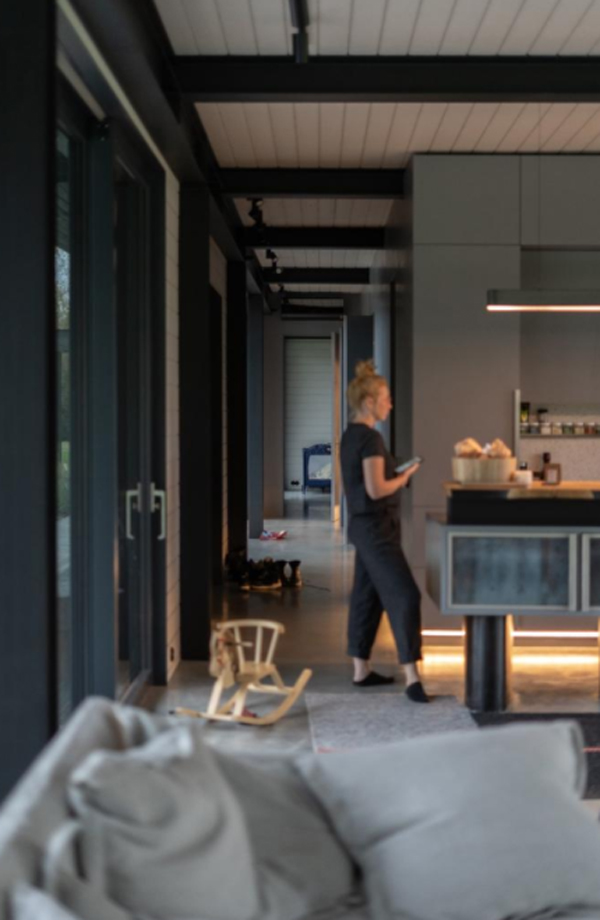warm-and-minimalist-latvian-home-interiors