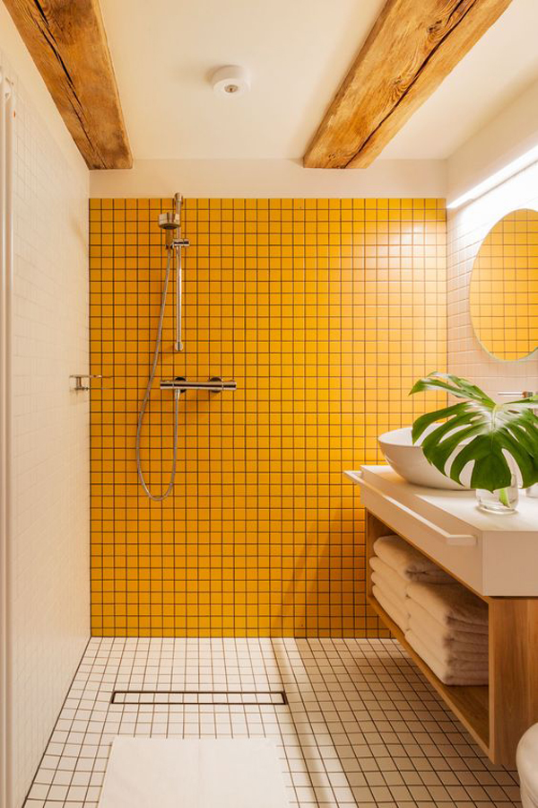 yellow-color-tile-wall-for-bathroom