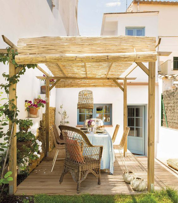 backyard-deck-with-wood-and-bamboo-pergolas
