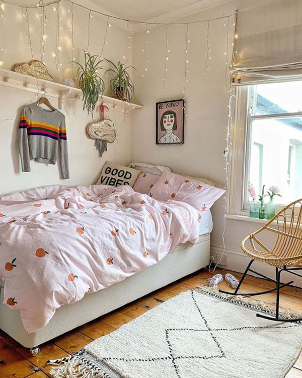 minimalist-college-dorm-room-decor
