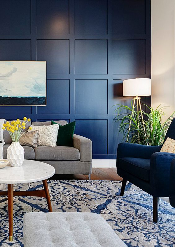 navy-blue-living-room-accent-wall