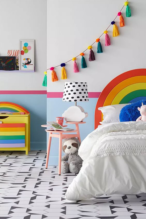 rainbow-girl-themed-room-with-play-areas