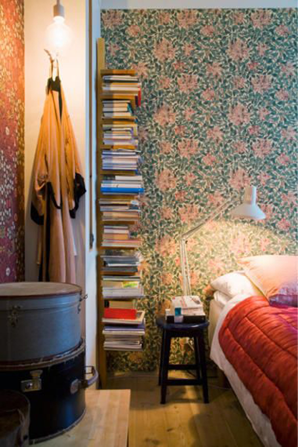 cute-bedroom-wallpaper-with-corner-boookcase