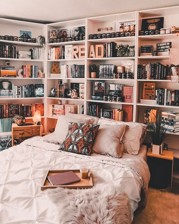 pretty-bedroom-design-with-bookcase-wall