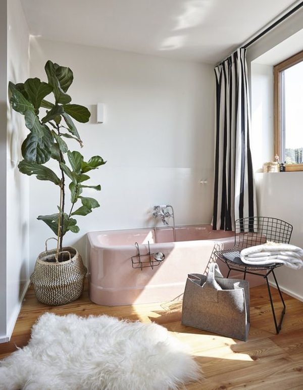 japanese-style-bathroom-with-pink-bathtubs