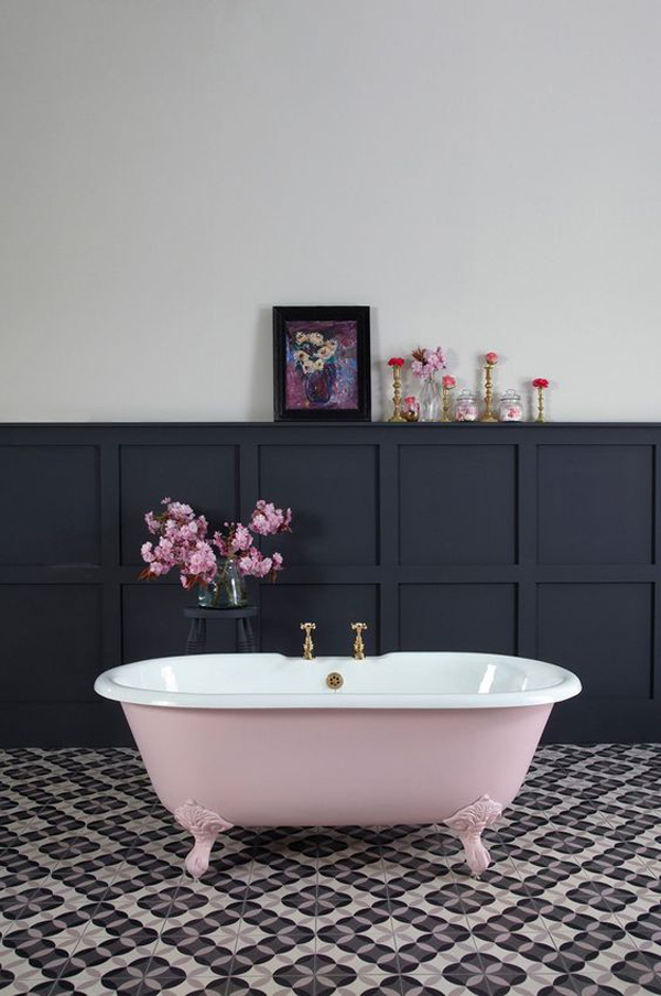 pretty-pink-bathtubs-with-black-wall