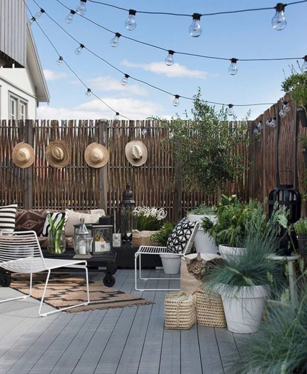 boho-chic-rooftop-design-with-holiday-vibe