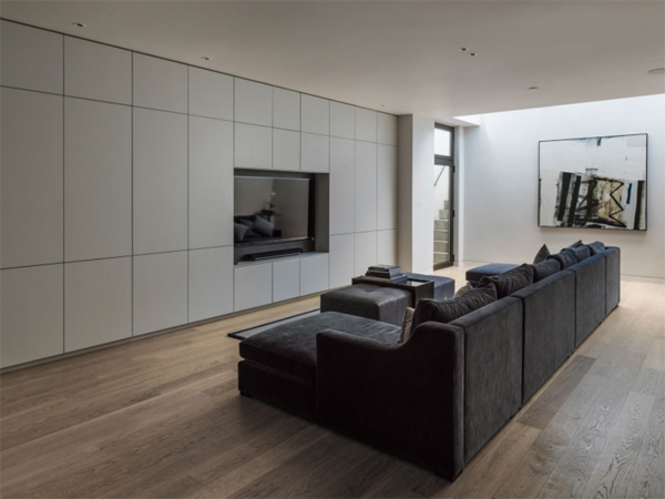 modern-contempory-living-room-with-built-in-tv-wall