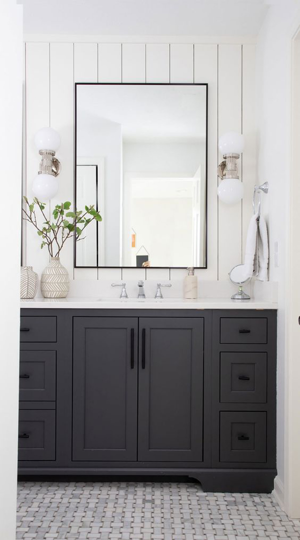 stylish-and-chic-bathroom-mirror-design