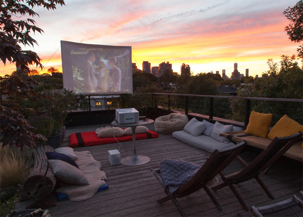 roof-deck-movie-cinema-for-summer