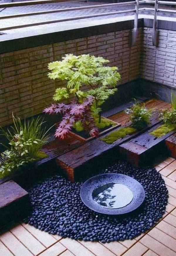 awesome-japanese-balcony-garden-decor