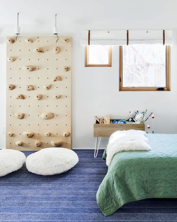 pretty-kids-bedroom-with-climbing-wall