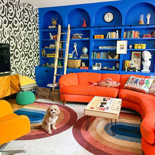 eclectic-retro-living-room-with-cabinet-display