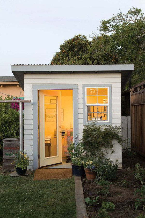 small-shed-office-garden-in-the-backyard
