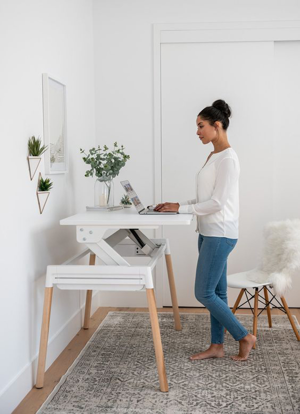 ergonomically-standing-desks-for-wfh
