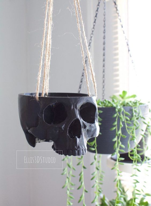 hanging-skull-planter-decor-for-halloween