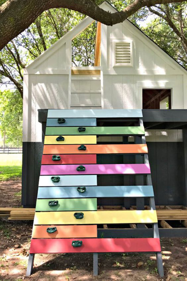 diy-playhouse-with-rainbow-climbing-wall
