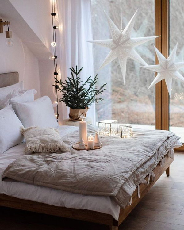 minimalist-chistmas-bedroom-design-with-scandinavian-vibe