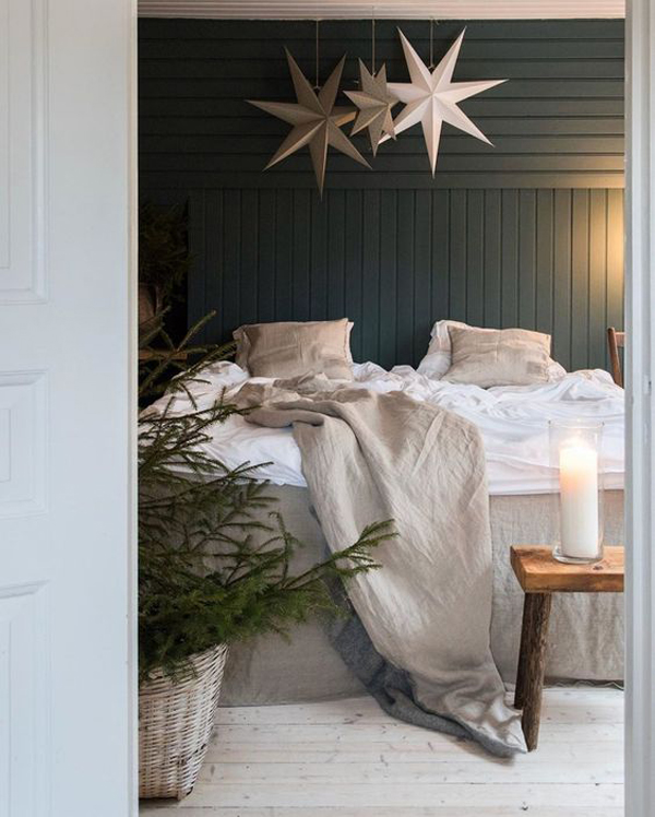 scandinavian-christmas-bedroom-decorations