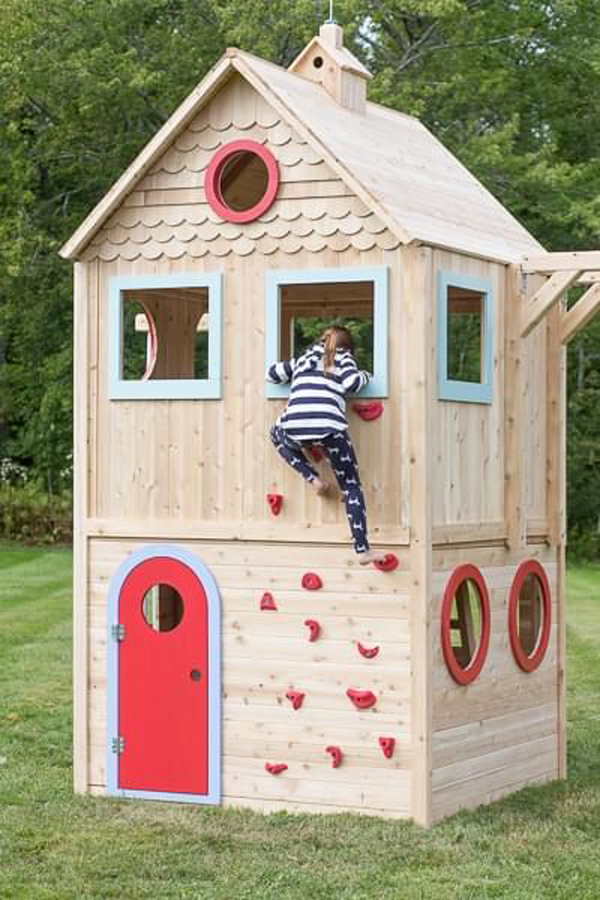 wood-playhouse-climbing-wall-decor