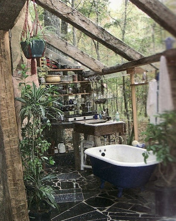 outdoor-bathroom-ideas - Housetodecor.com