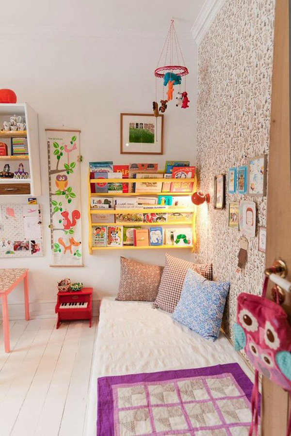 childrens bedroom reading corner