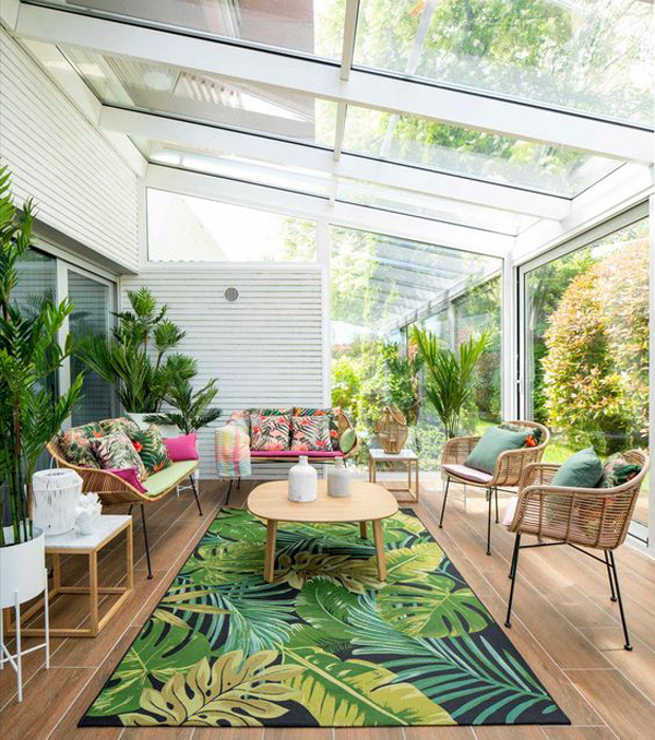 25 Cozy Sunroom Decor Ideas With Tropical Theme