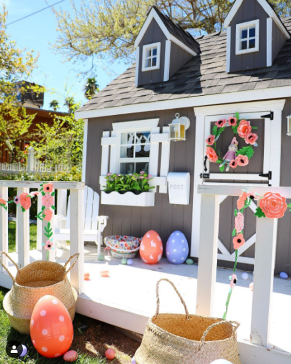 bright-and-fun-playhouses-decking
