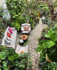 22 Perfect Urban Jungle Ideas For Your Patios | Housetodecor.com